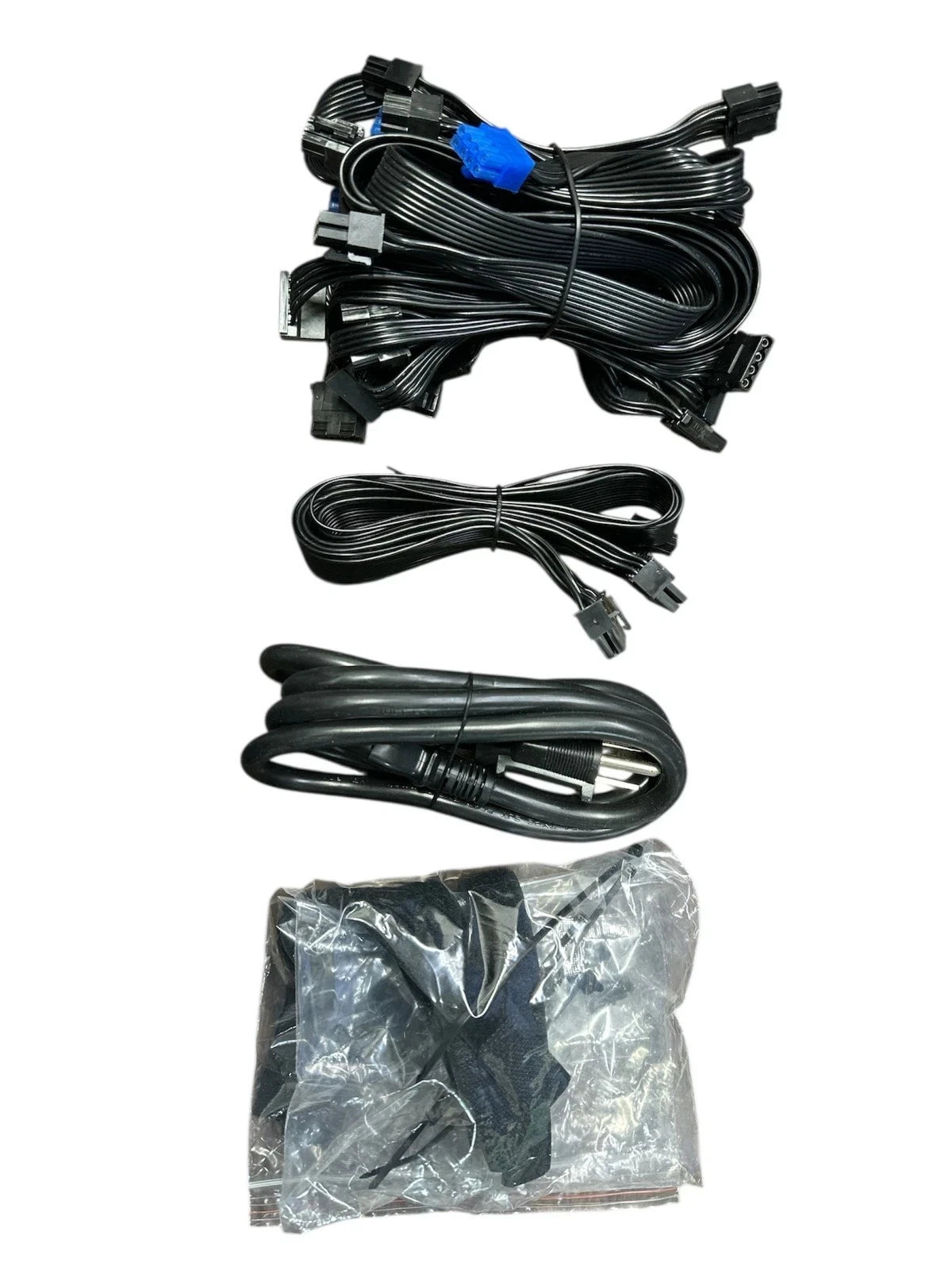SilverStone Strider Gold Series ST1500-GS 1500W Fully Modular 80 Plus Gold ATX Power Supply
